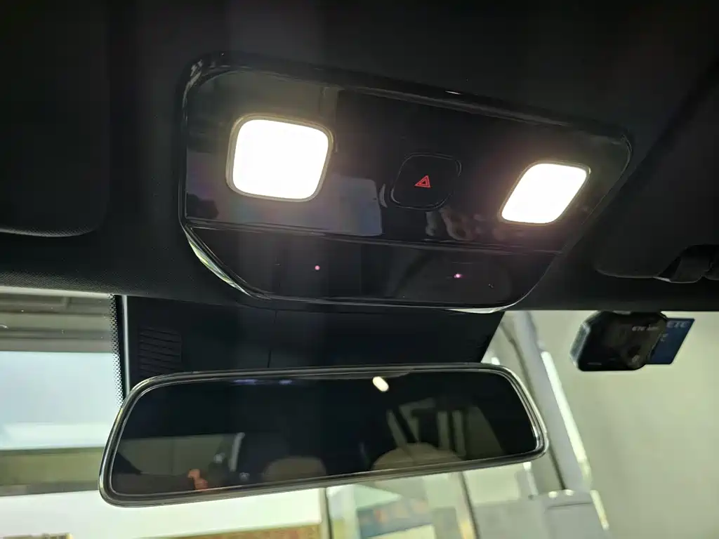 Li Auto Li L7 — миниатюра 12