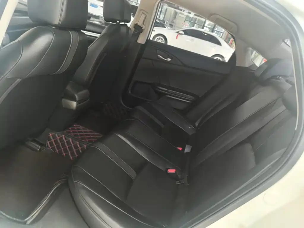 Honda Civic — миниатюра 17