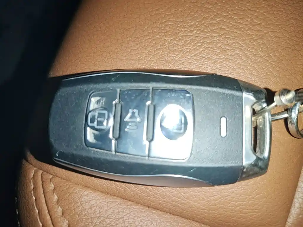 Haval H6 Coupe — миниатюра 9