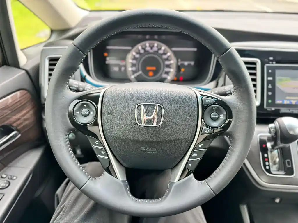 Honda Elysion — миниатюра 5