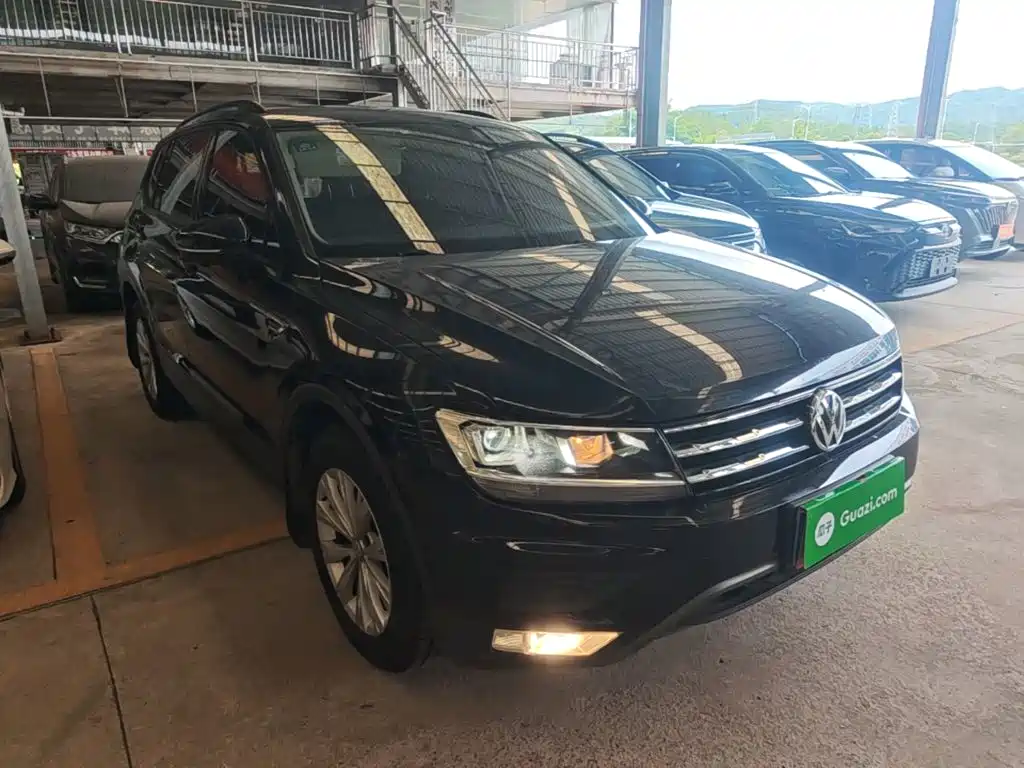 Volkswagen Tiguan L L 2018 330TSI AT