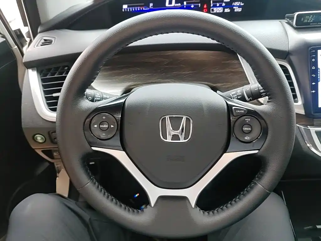 Honda Jade — миниатюра 11