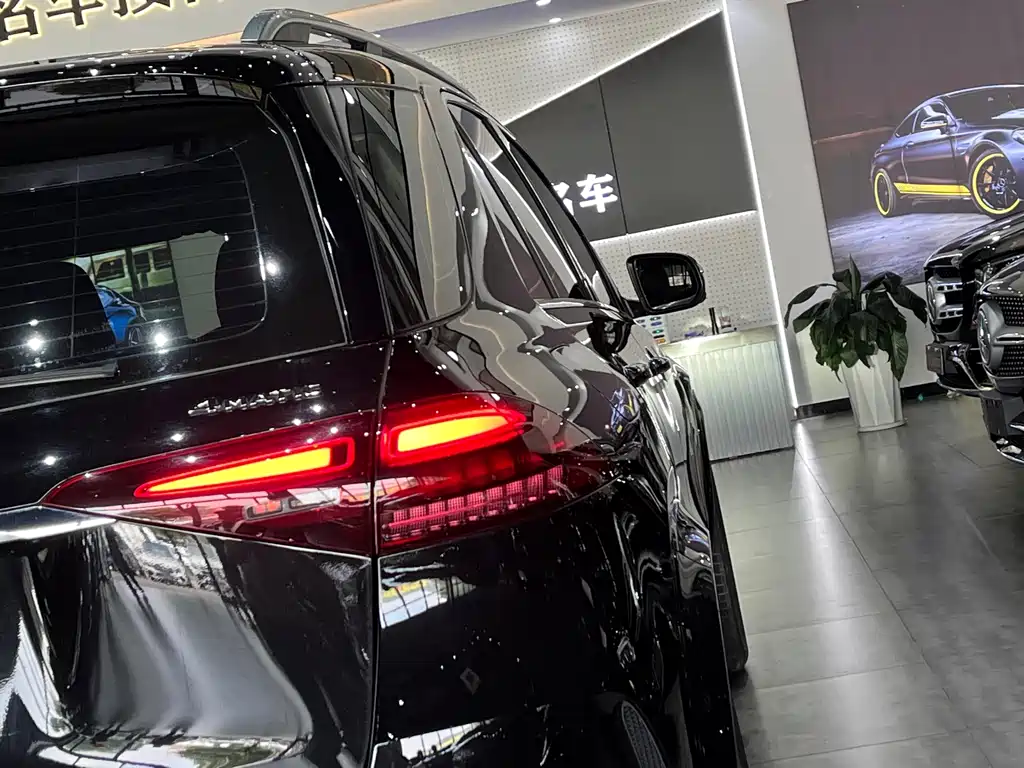 Mercedes-Benz GLE (Import) — миниатюра 7