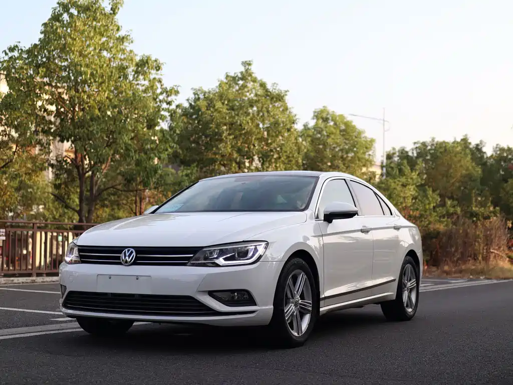 Volkswagen Lamando