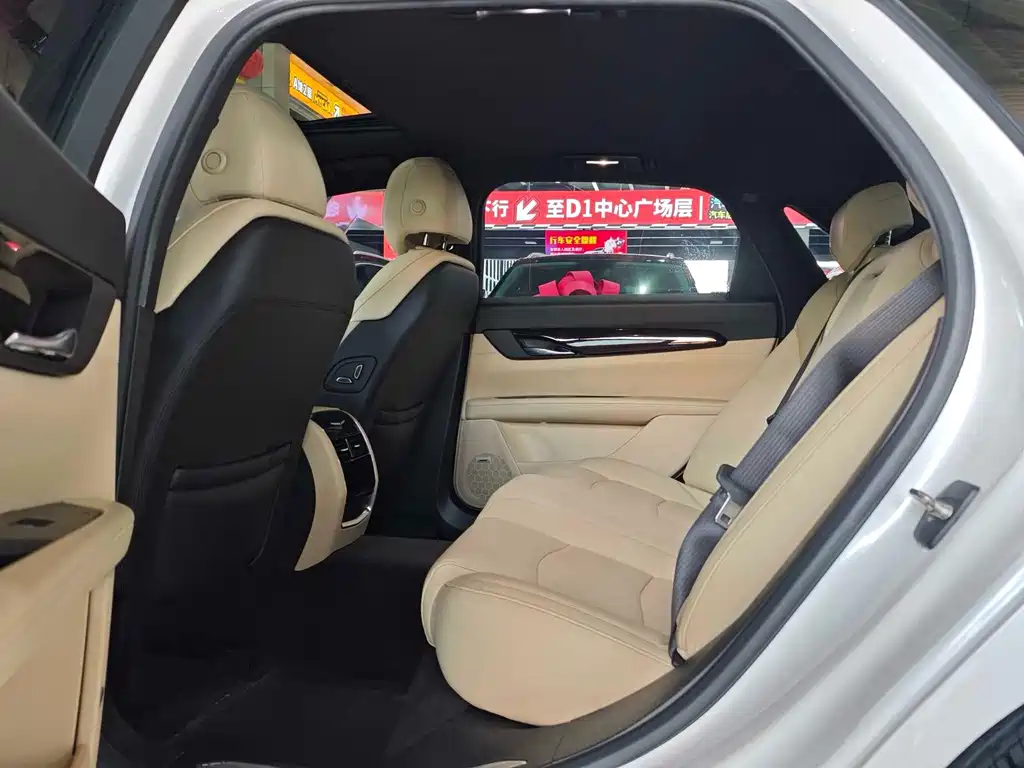 Cadillac CT6 — миниатюра 11