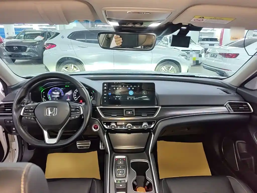 Honda Accord — миниатюра 10