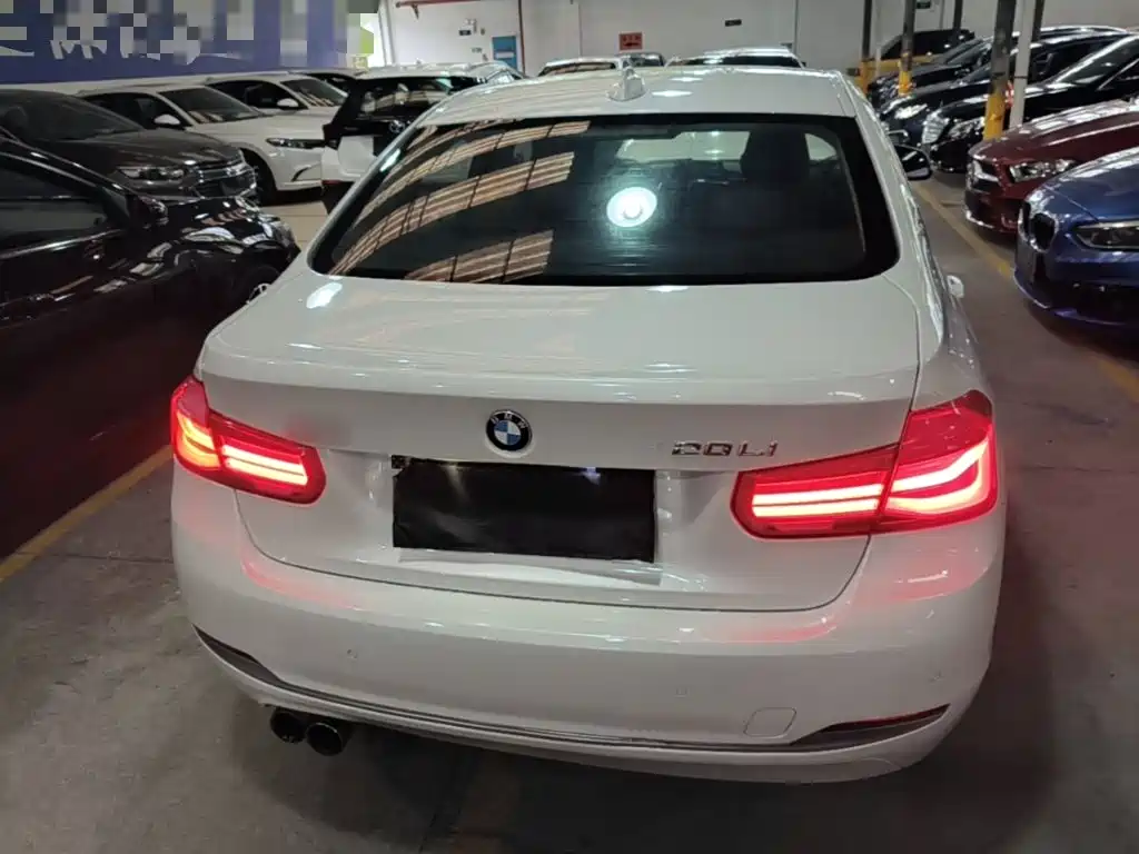 BMW 3 Series — миниатюра 6