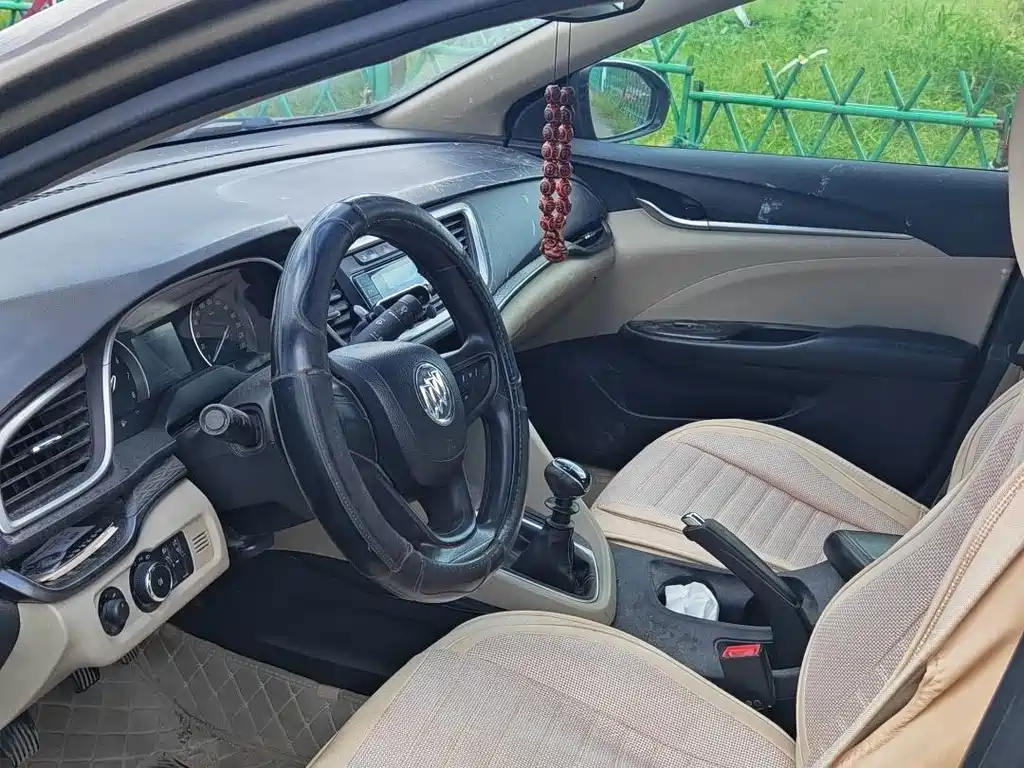 Buick Excelle — миниатюра 9