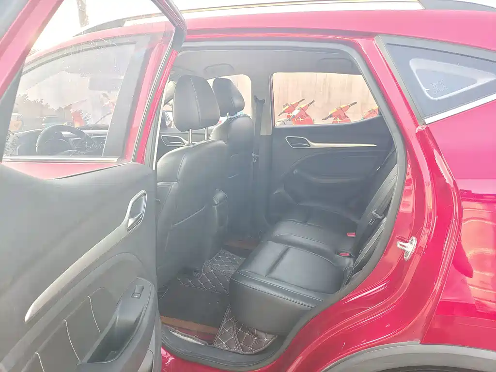 MG ZS — миниатюра 5