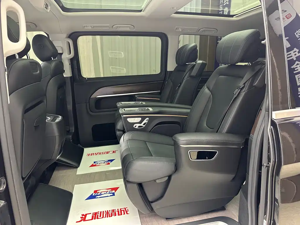 Mercedes-Benz V-Class — миниатюра 5