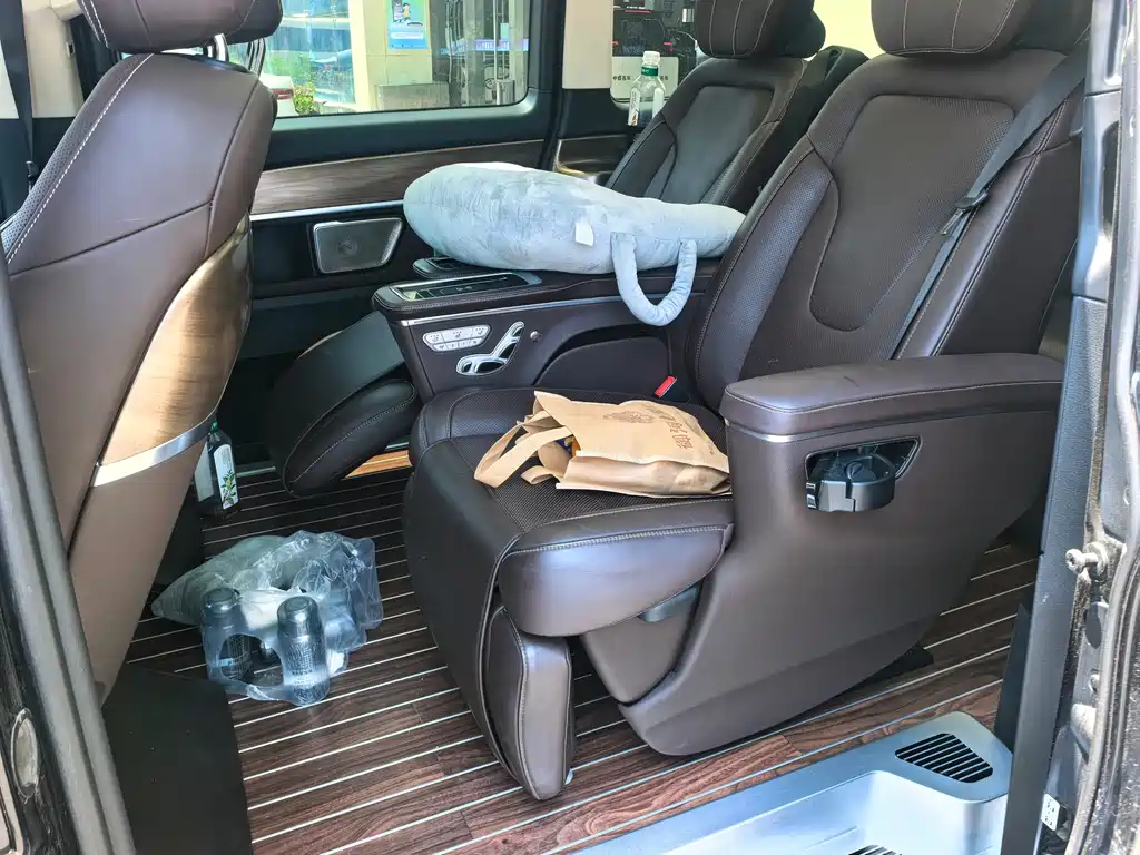 Mercedes-Benz V-Class V 2022 V 260 L Luxury
