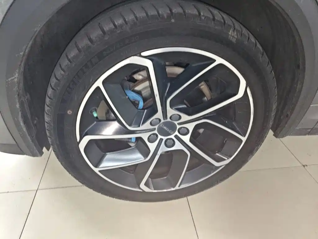 Lynk & Co 05 — миниатюра 23
