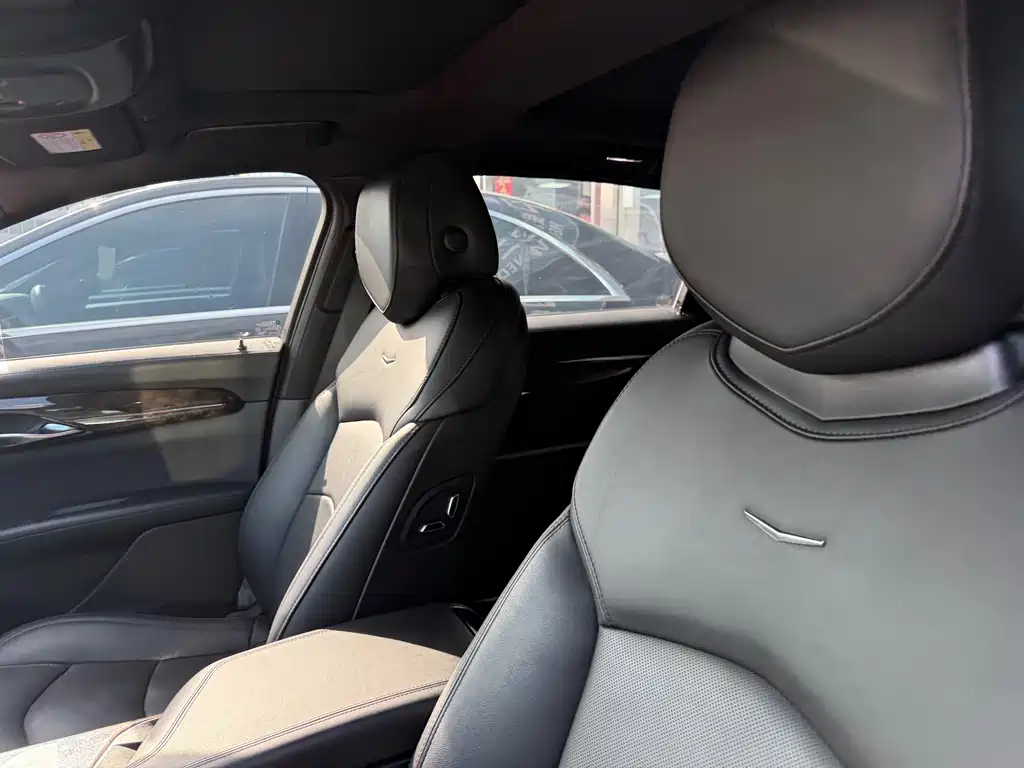 Cadillac CT6 — миниатюра 8