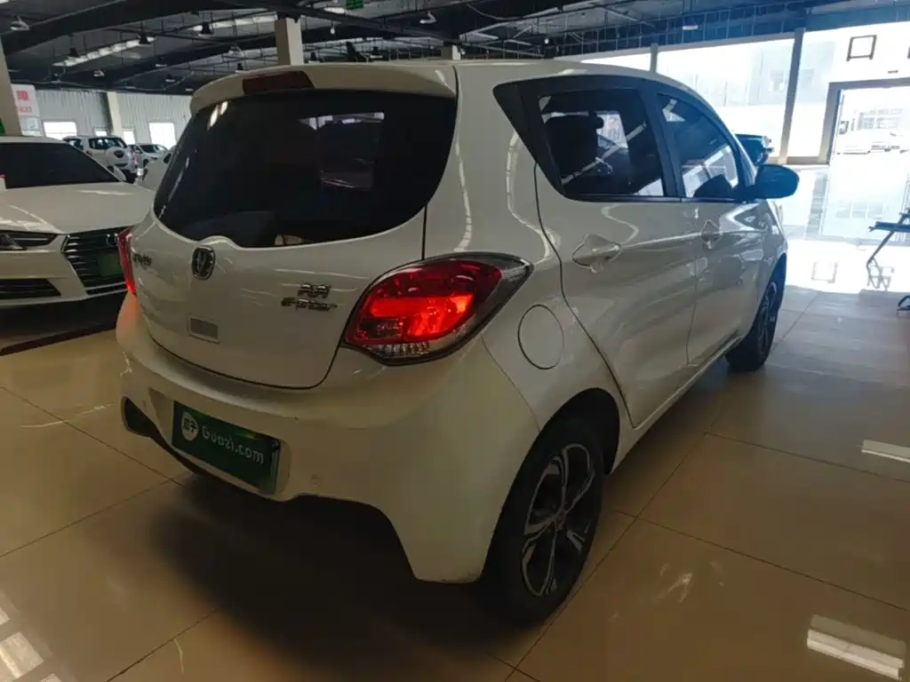 Changan Benben E-Star — миниатюра 7