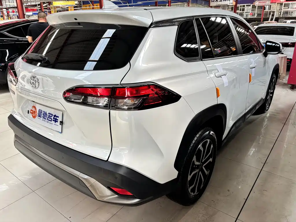 Toyota Frontlander — миниатюра 14