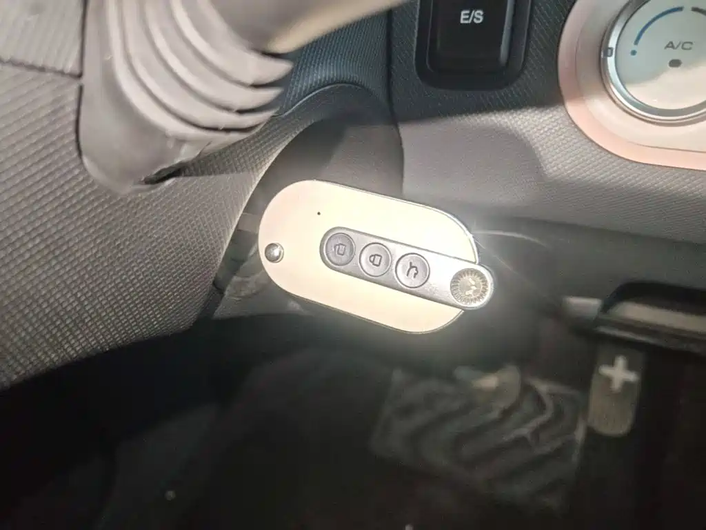 Wuling MINIEV — миниатюра 9