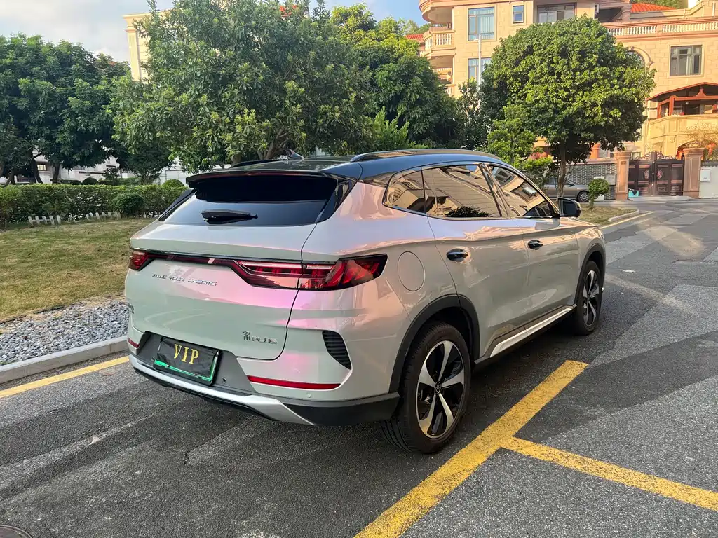 BYD PLUS New Energy — миниатюра 5