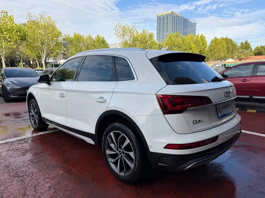 Audi Q5L — миниатюра 4