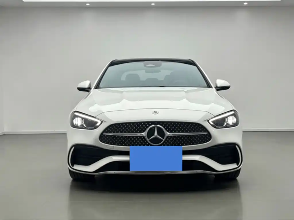 Mercedes-Benz C-Class — миниатюра 2