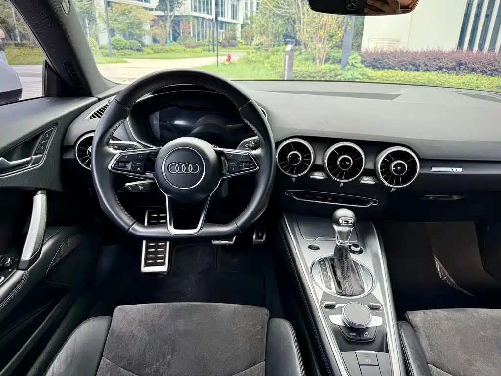 Audi TT — миниатюра 14