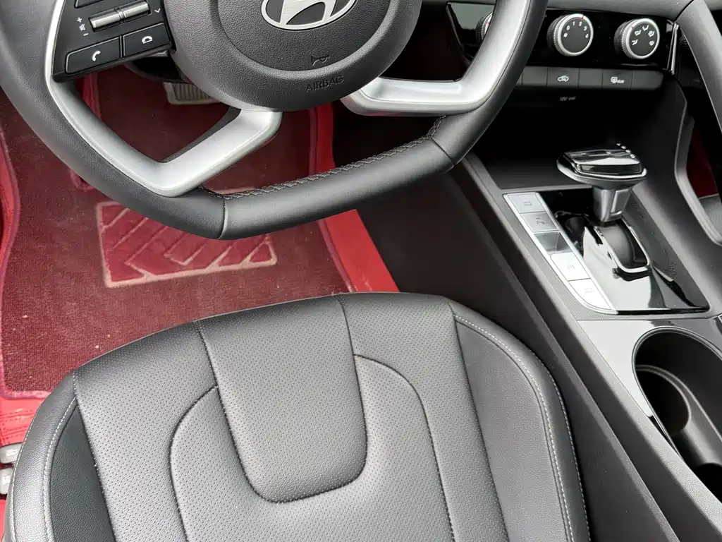 Hyundai Elantra 2026 1.5L CVT GLS Lead