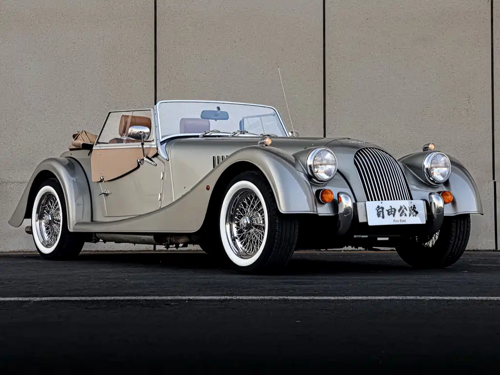 Morgan Plus 4 — миниатюра 2