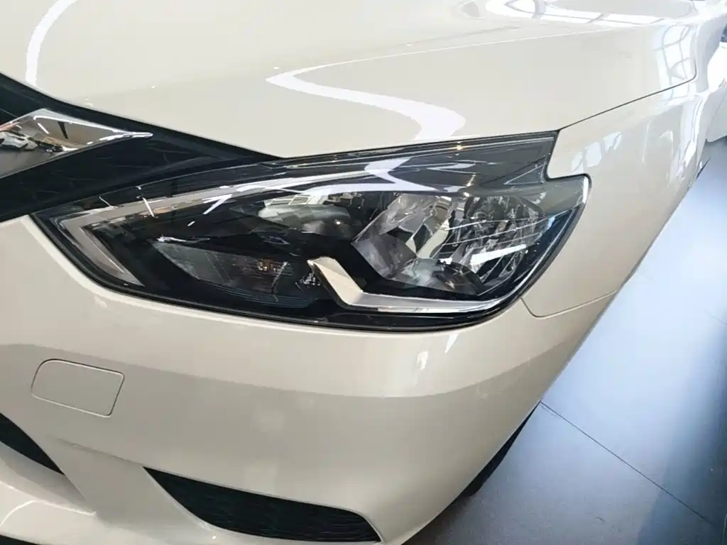 Nissan Sylphy — миниатюра 24