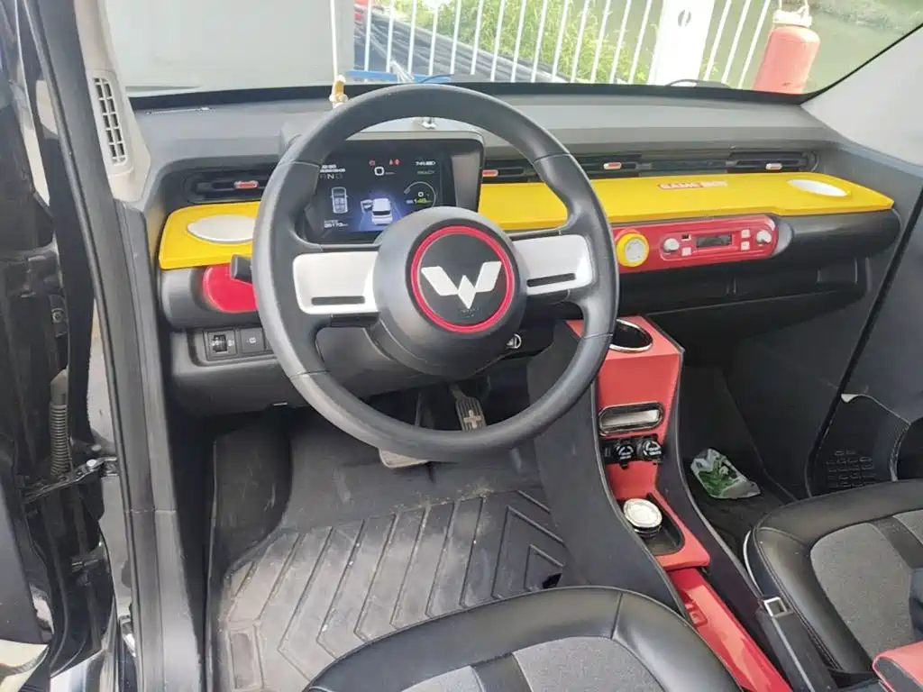Wuling MINIEV — миниатюра 10