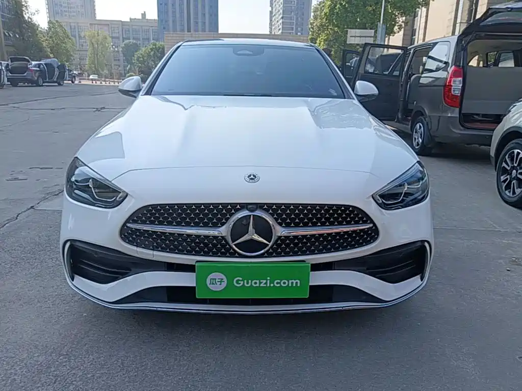 Mercedes-Benz C-Class — миниатюра 3