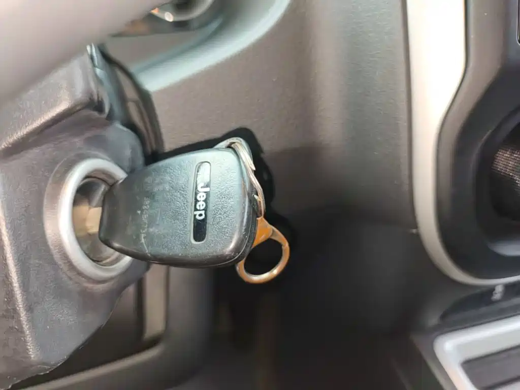 Jeep Compass (Import) — миниатюра 9