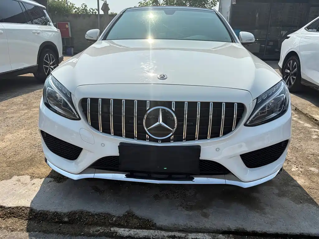 Mercedes-Benz C-Class — миниатюра 2