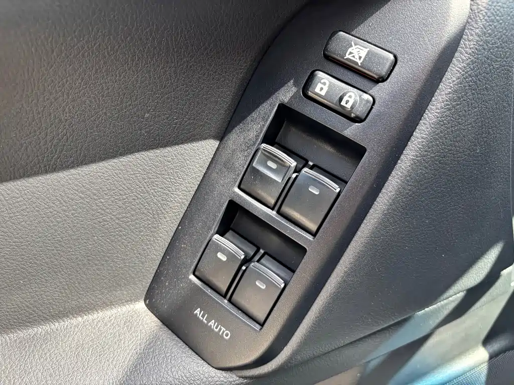 Toyota Prado — миниатюра 22