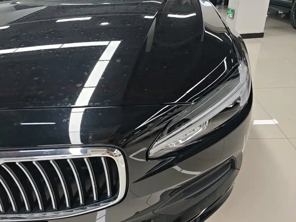 Volvo S90 — миниатюра 24