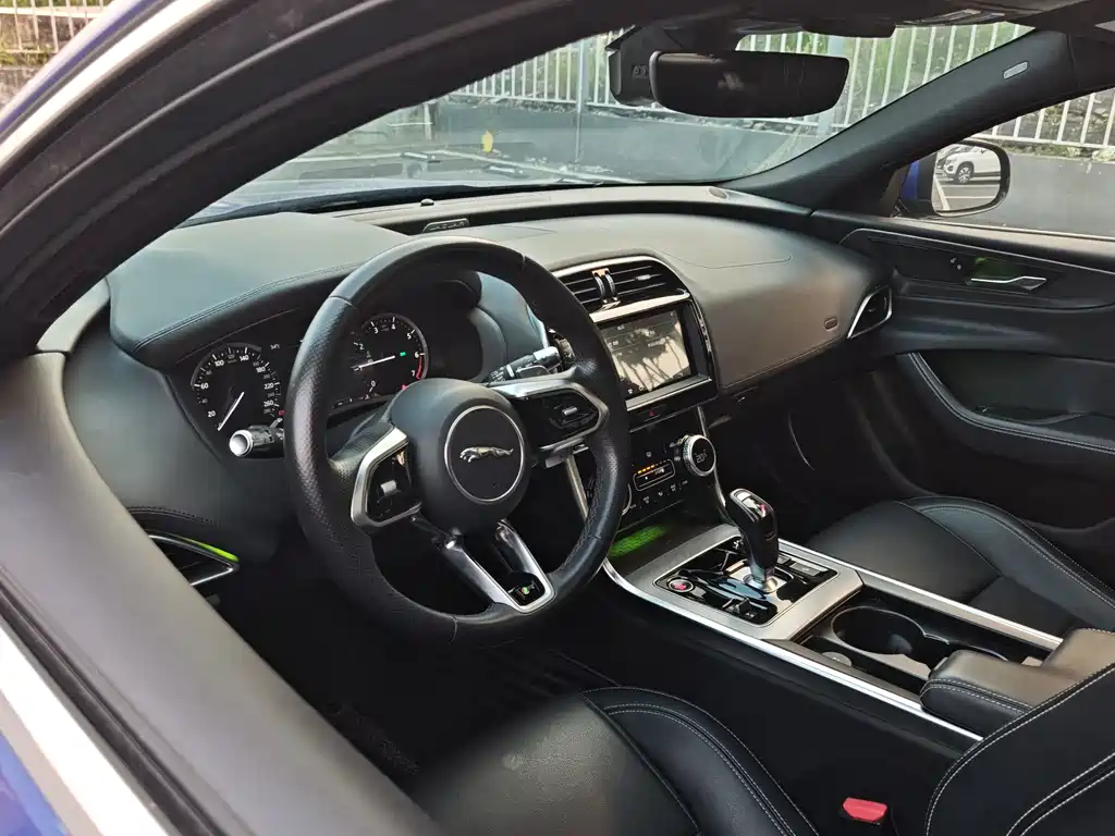 Jaguar XEL — миниатюра 11