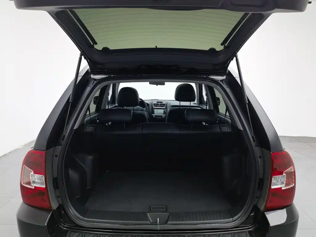 Kia Sportage — миниатюра 16