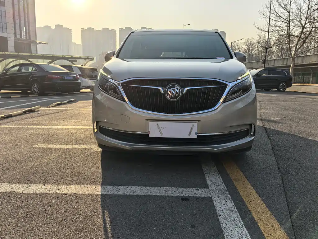 BUICK GL8