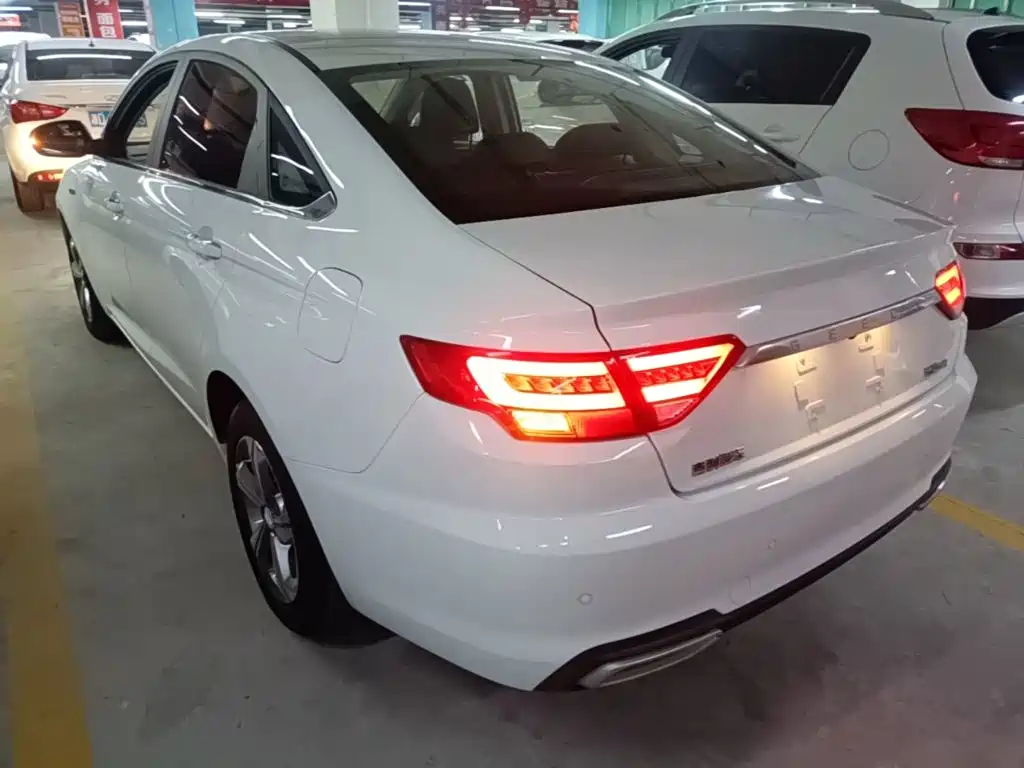 Geely Emgrand GL — миниатюра 5