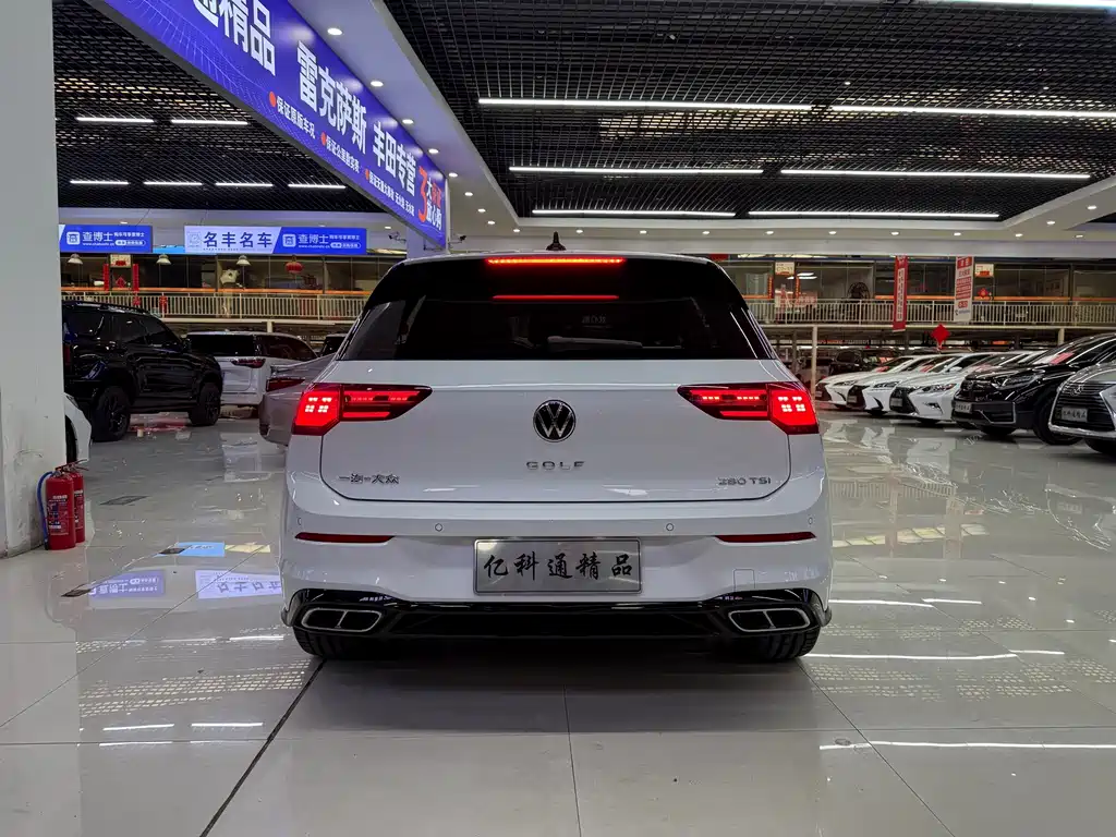 Volkswagen Golf — миниатюра 4