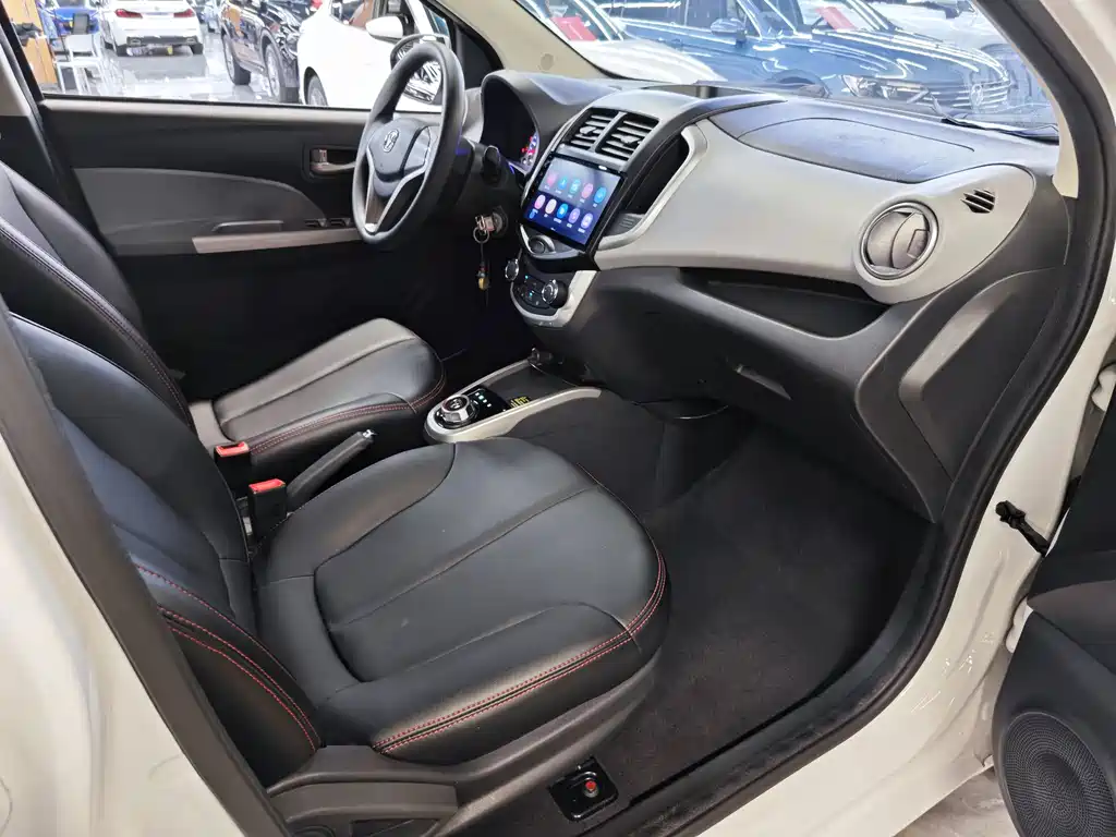Changan Benben E-Star — миниатюра 12