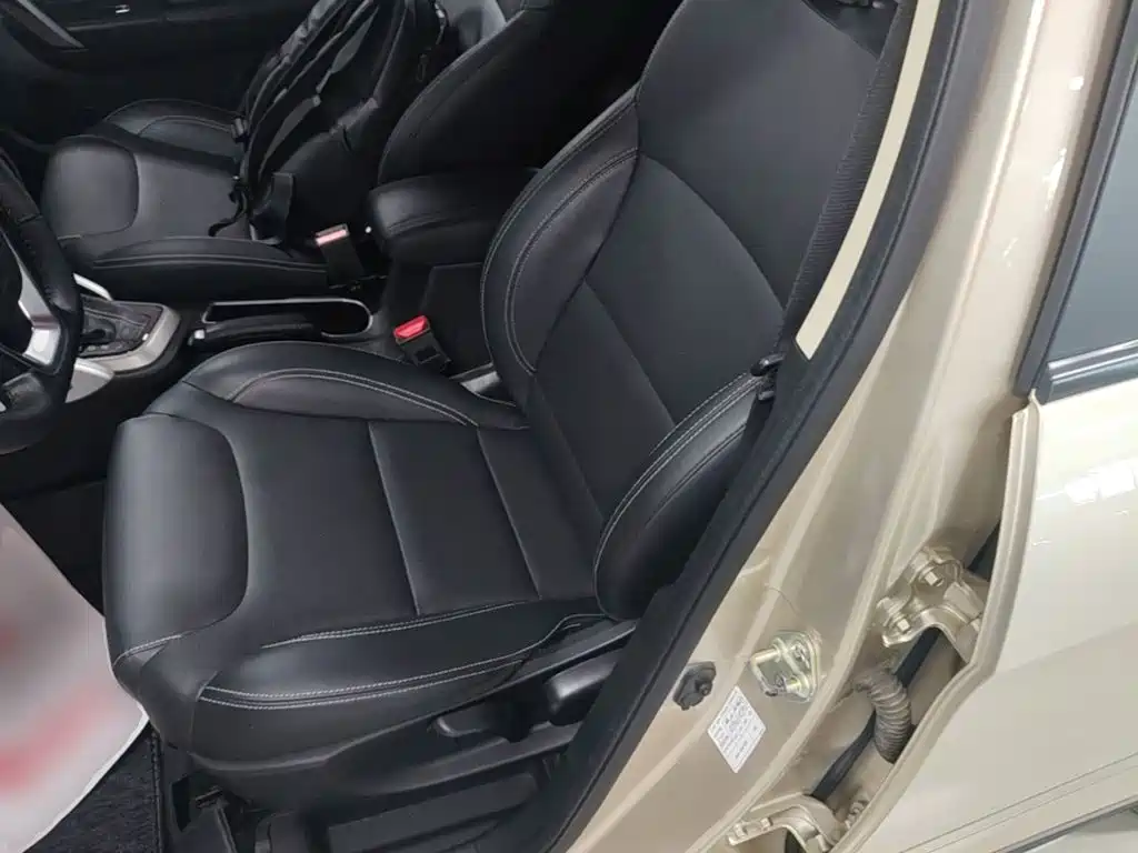 Geely Vision X3 — миниатюра 15