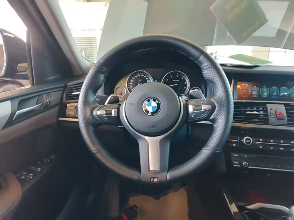 BMW X4 — миниатюра 11