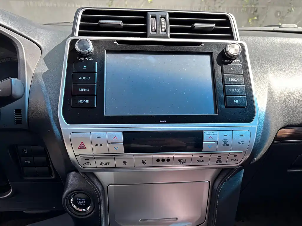 Toyota Prado — миниатюра 17