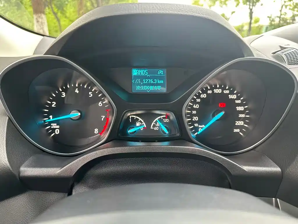 Ford Kuga — миниатюра 11