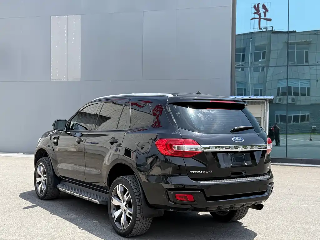 Ford Everest 2016 2.0T AT Flagship