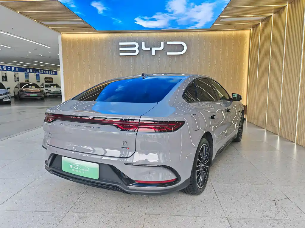 BYD Han — миниатюра 16