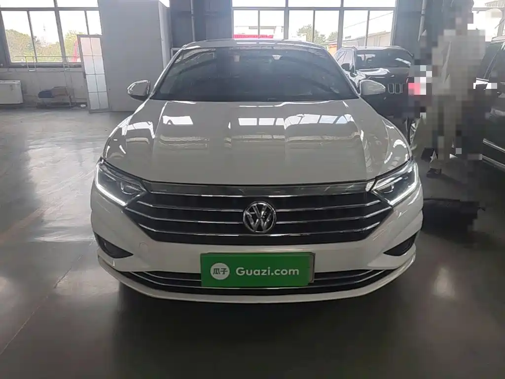 Volkswagen Sagitar — миниатюра 3