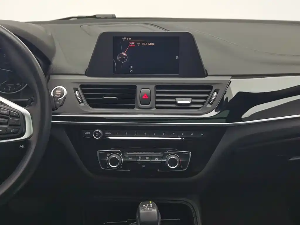 BMW 1 Series — миниатюра 12