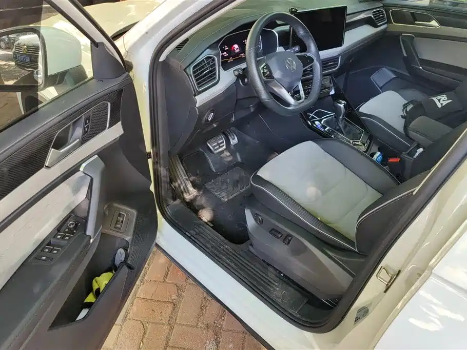 Volkswagen TayronX X 2023 330TSI Luxury