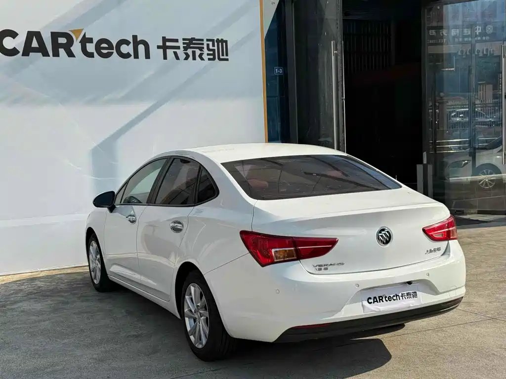 Buick Verano — миниатюра 7