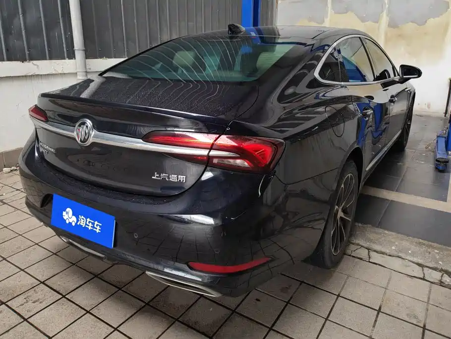 Buick LaCrosse — миниатюра 3